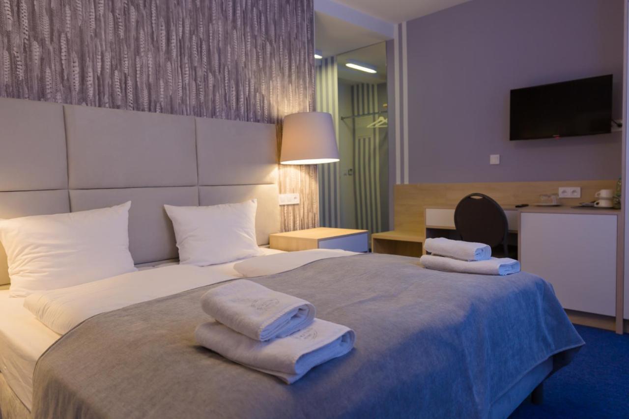 Hotel Quattro 슈체시네크 외부 사진