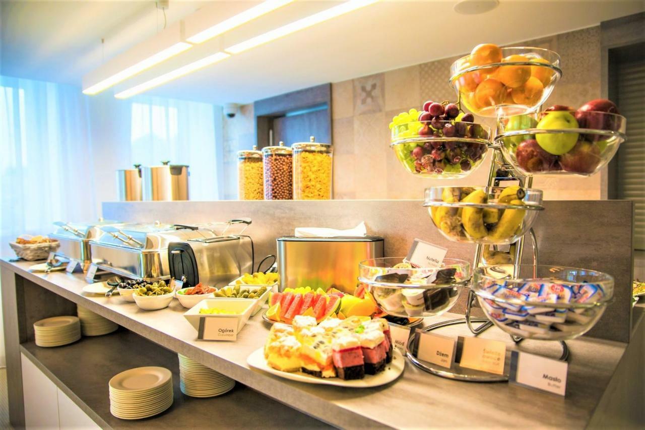 Hotel Quattro 슈체시네크 외부 사진
